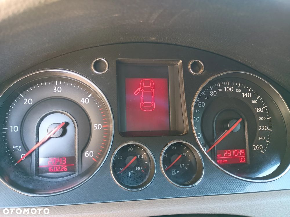 Volkswagen Passat 1.9 TDI Comfortline - 5
