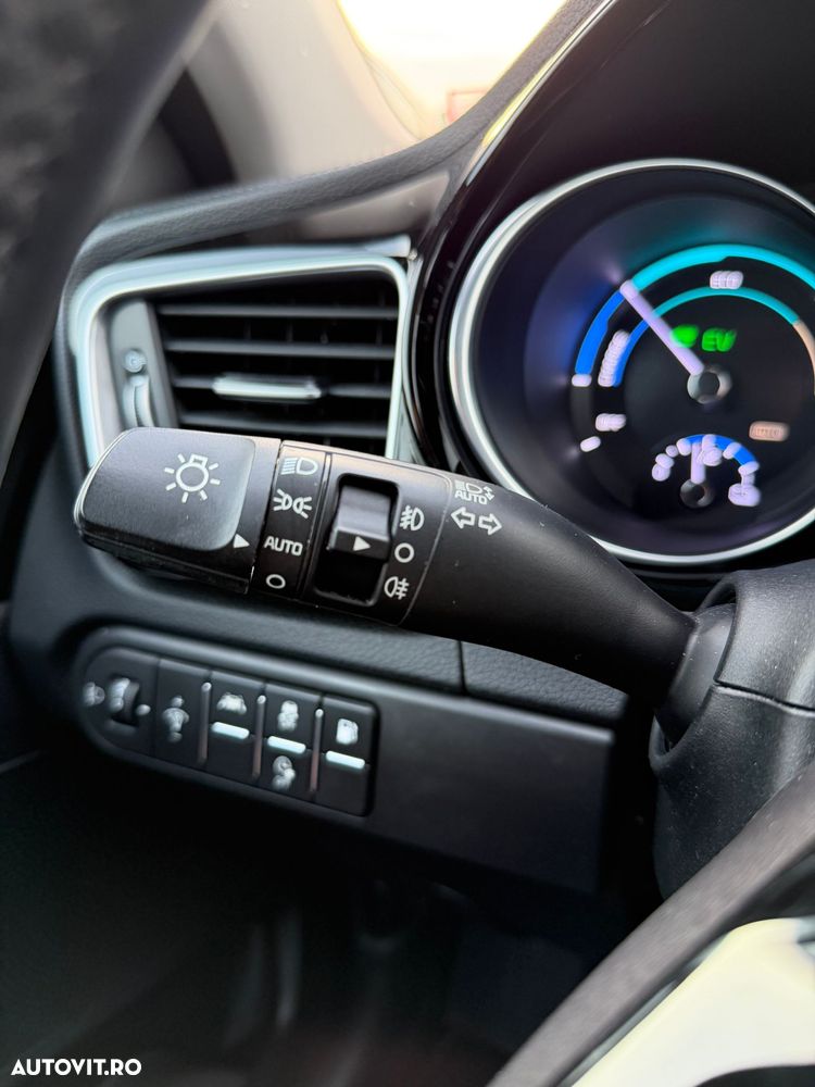 Kia XCeed 1.6 GDI DCT6 OPF SPIRIT - 13