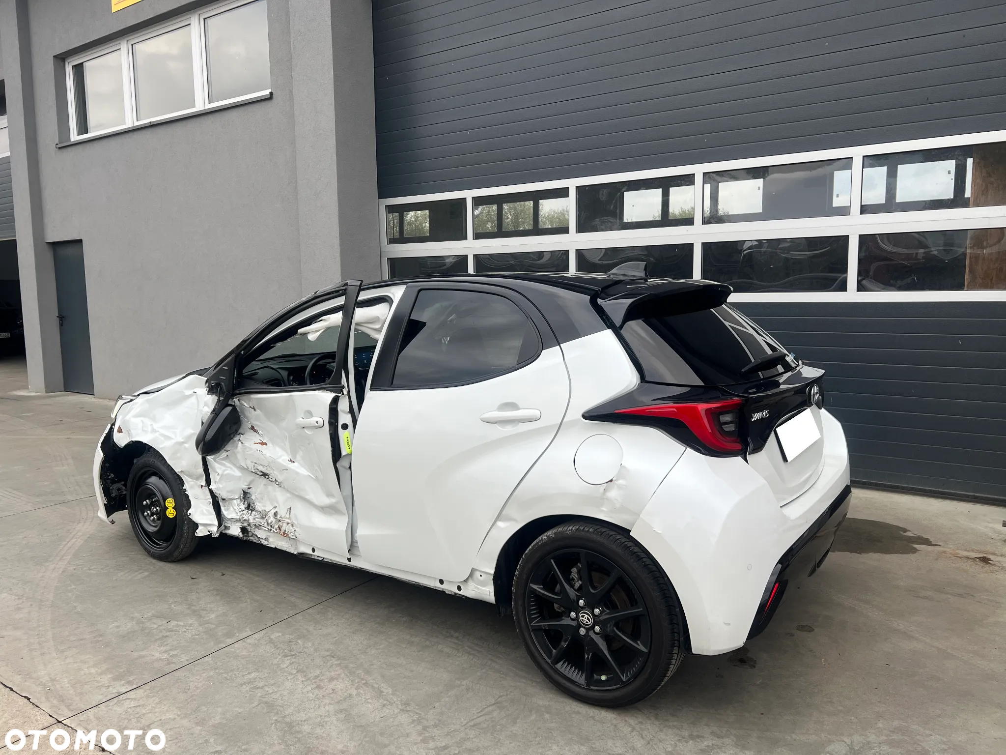 Toyota Yaris Hybrid 1.5 Style - 5