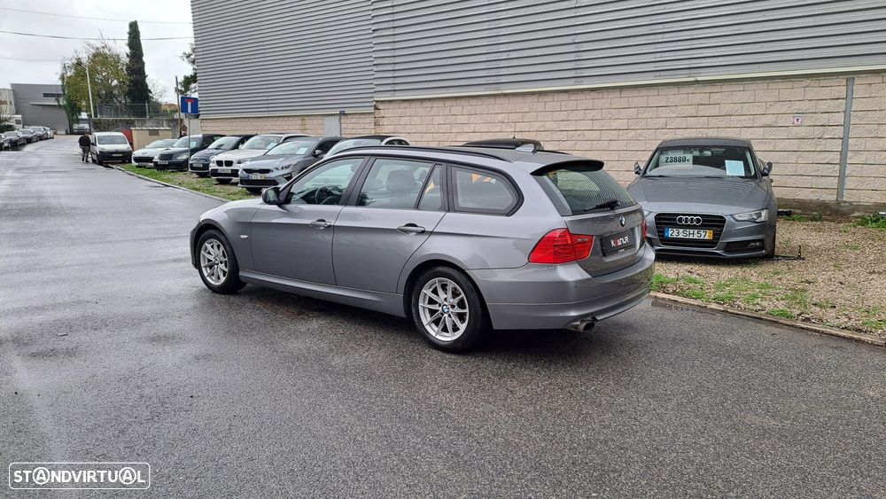 BMW 320 d Touring LifeStyle Auto - 24