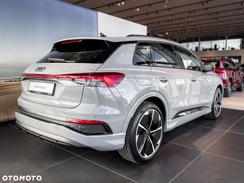 Audi Q4 e-tron - 8