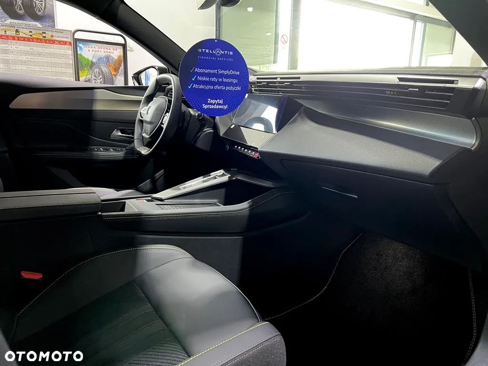 Peugeot 408 1.2 PureTech mHEV GT S&S e-DSC6 - 14