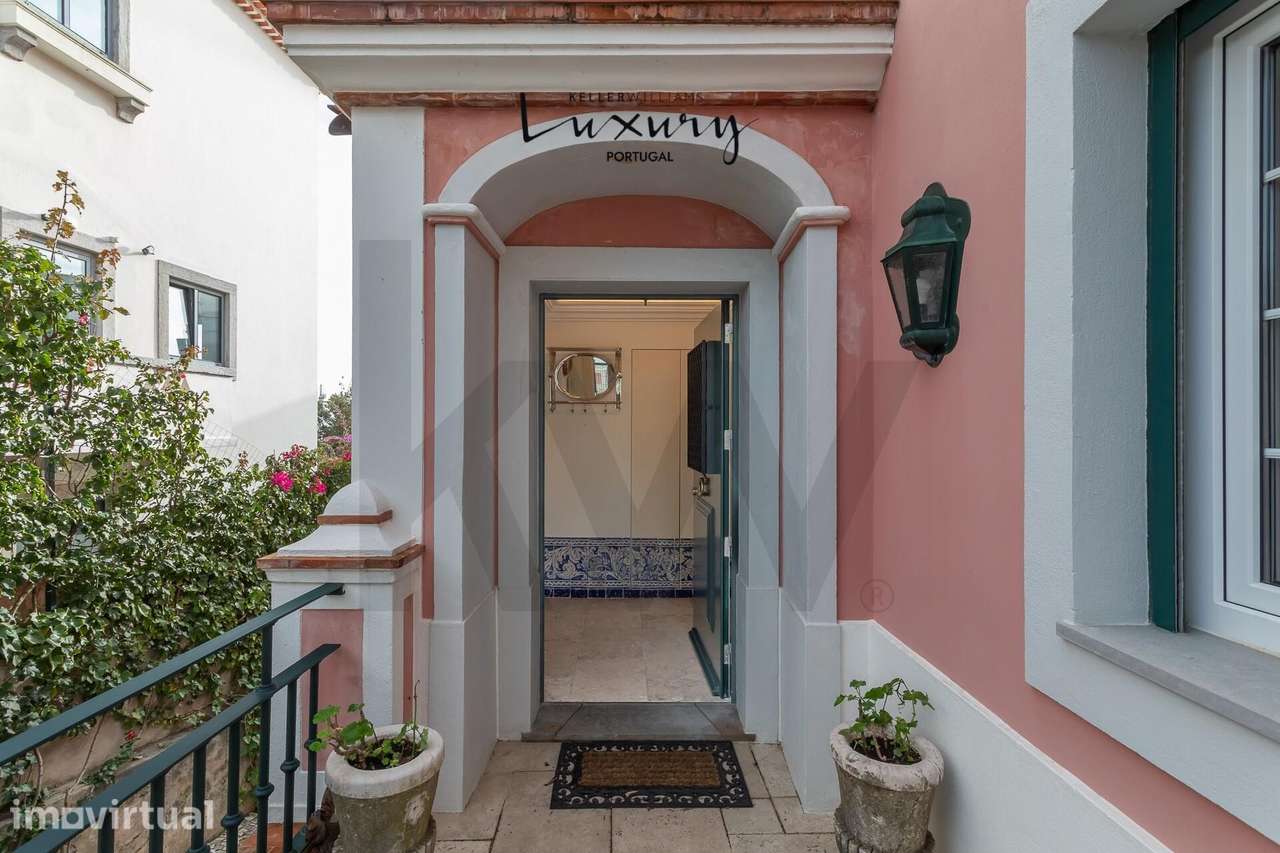 Moradia T4 de traça antiga, com Jardim e Piscina para venda no centro - Grande imagem: 5/59