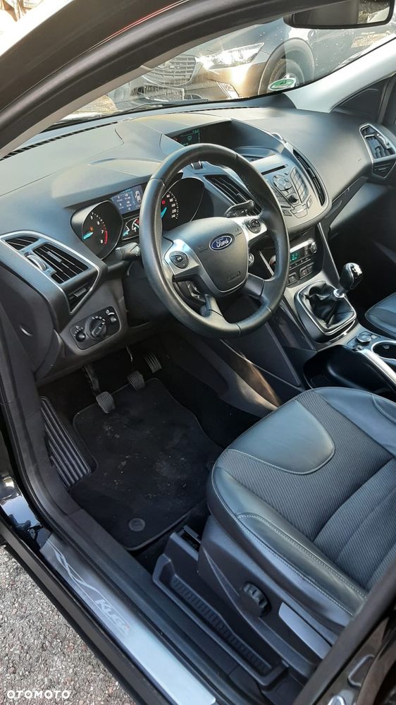 Ford Kuga 1.5 EcoBoost 2x4 Titanium - 14