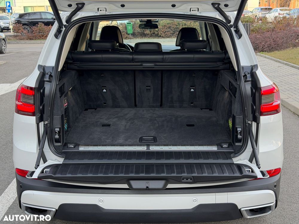 BMW X5 xDrive45e - 17