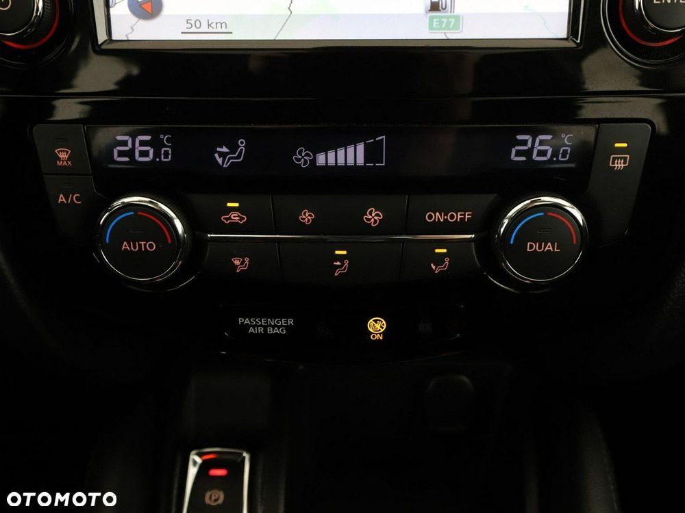 Nissan Qashqai 1.2 DIG-T N-Connecta - 26