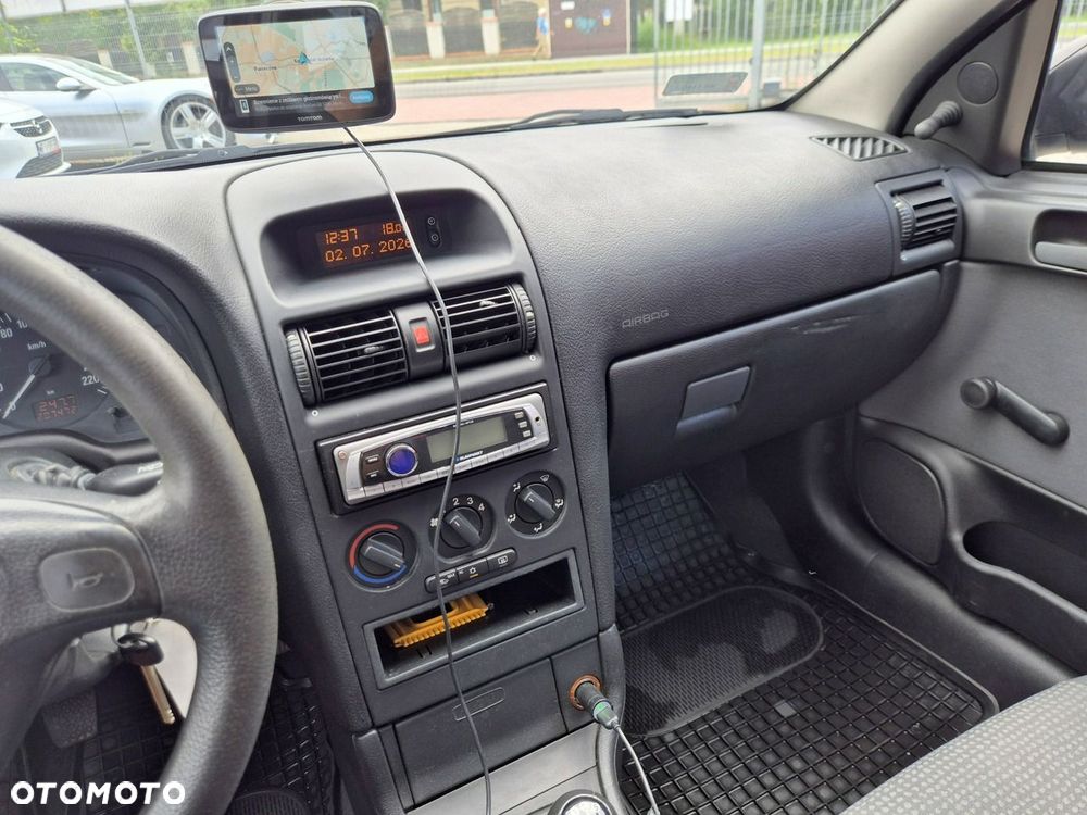 Opel Astra 1.4 Selection - 14