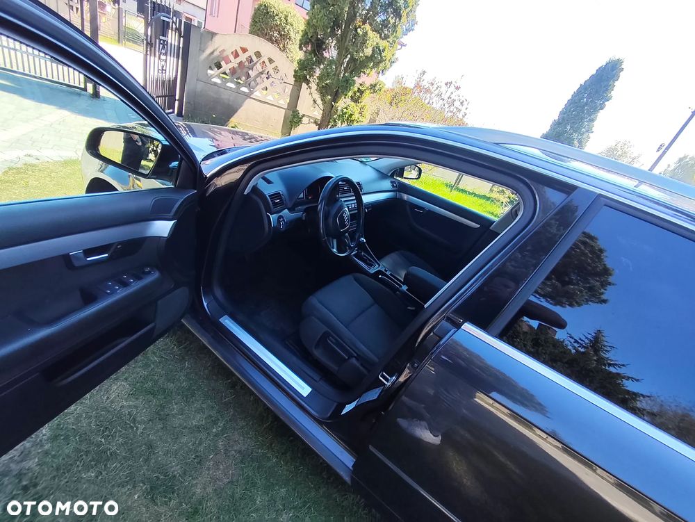 Audi A4 Avant 2.0 TDI - 15