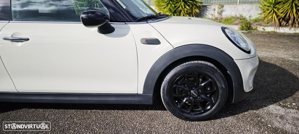 MINI 3 Portas Cooper D - 13