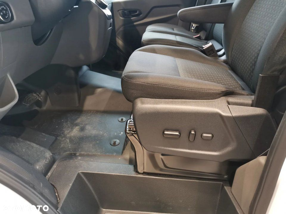 Ford E-Transit - 7