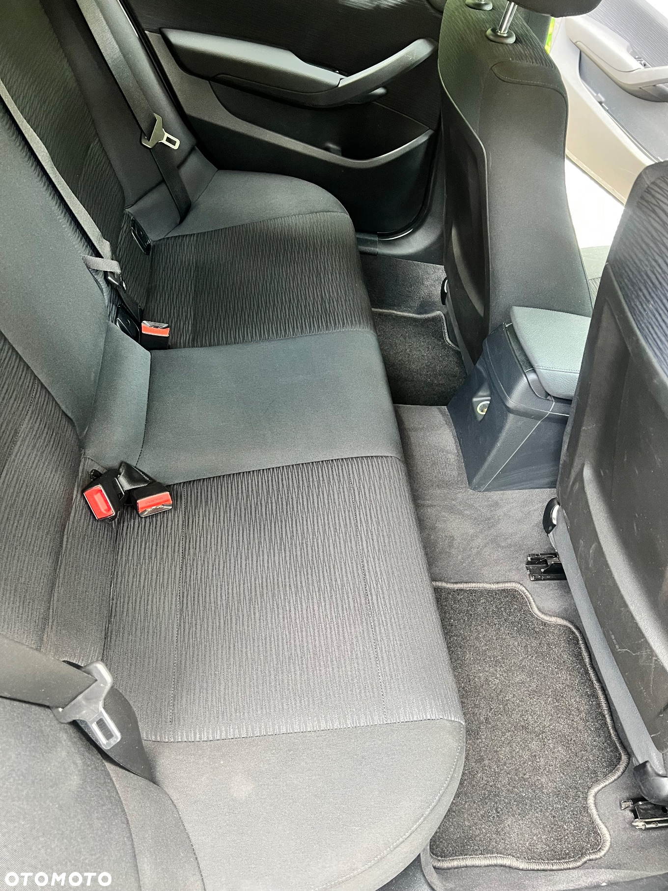 BMW X1 sDrive18d - 14