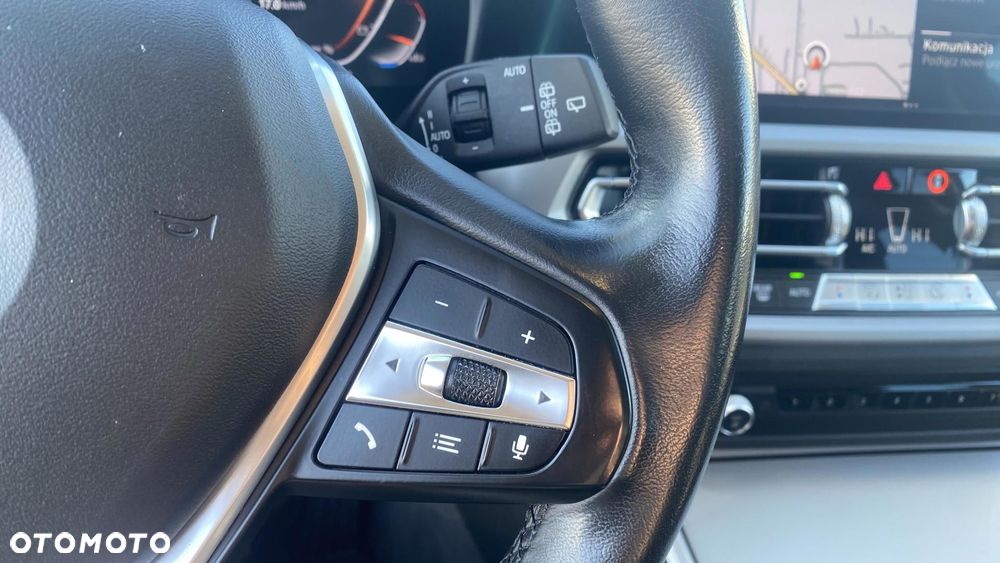 BMW Seria 3 318i Advantage - 21