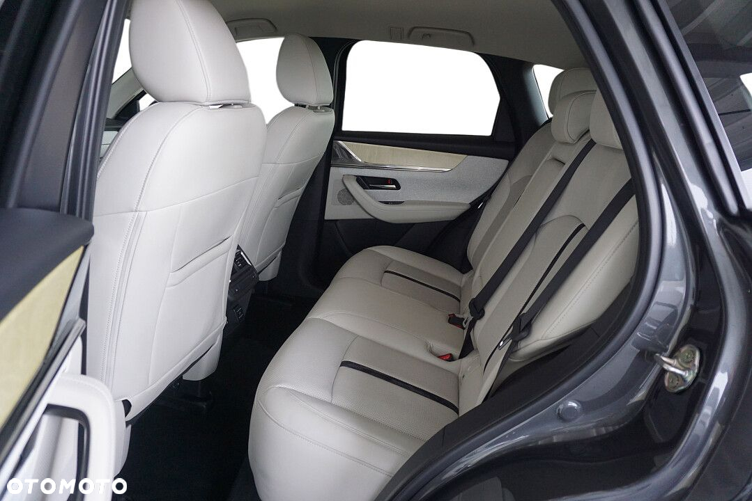 Mazda CX-60 - 8