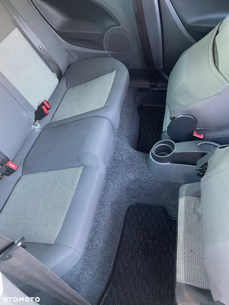 Seat Ibiza SC 1.2 12V Stylance - 24