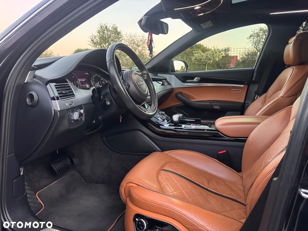Audi A8 - 26