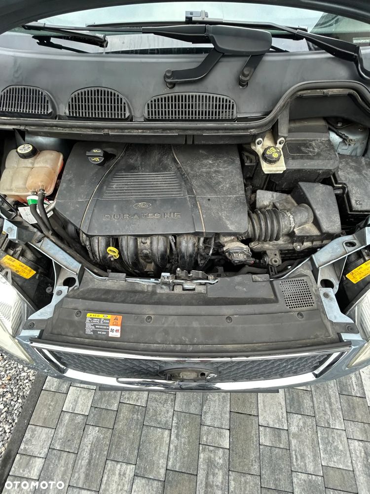 Ford Focus C-Max 1.8 Ghia - 11