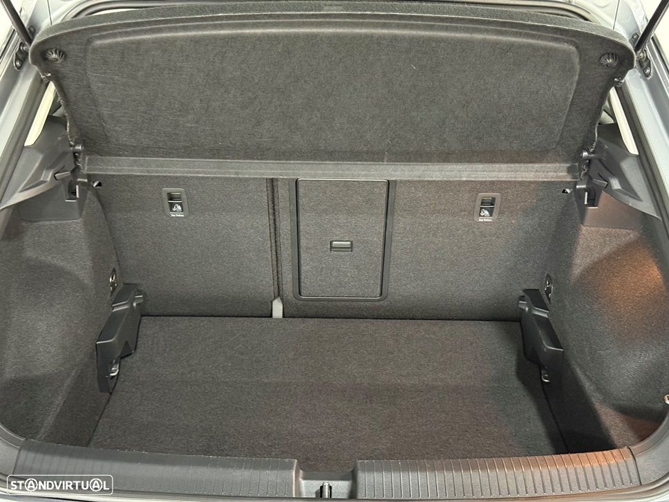 VW T-Roc 1.0 TSI Life - 16
