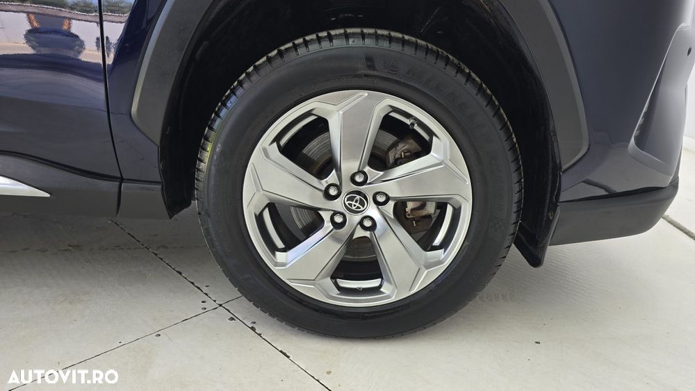 Toyota RAV4 - 23