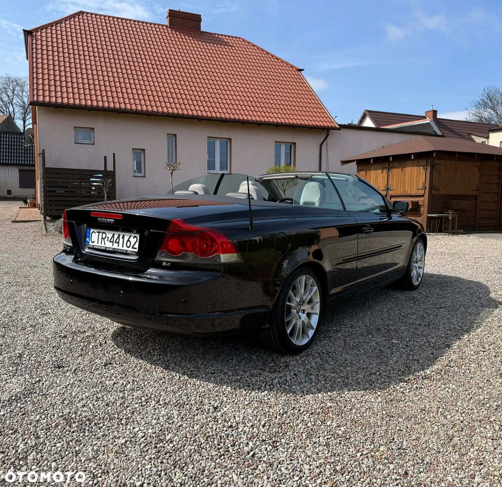 Volvo C70 2.4i Momentum - 7