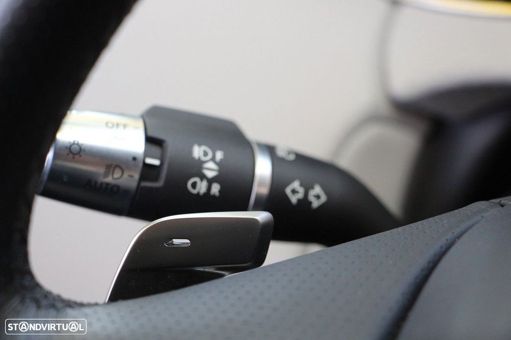 Land Rover Range Rover Evoque 1.5 P300e AWD R-Dynamic HSE Auto - 23