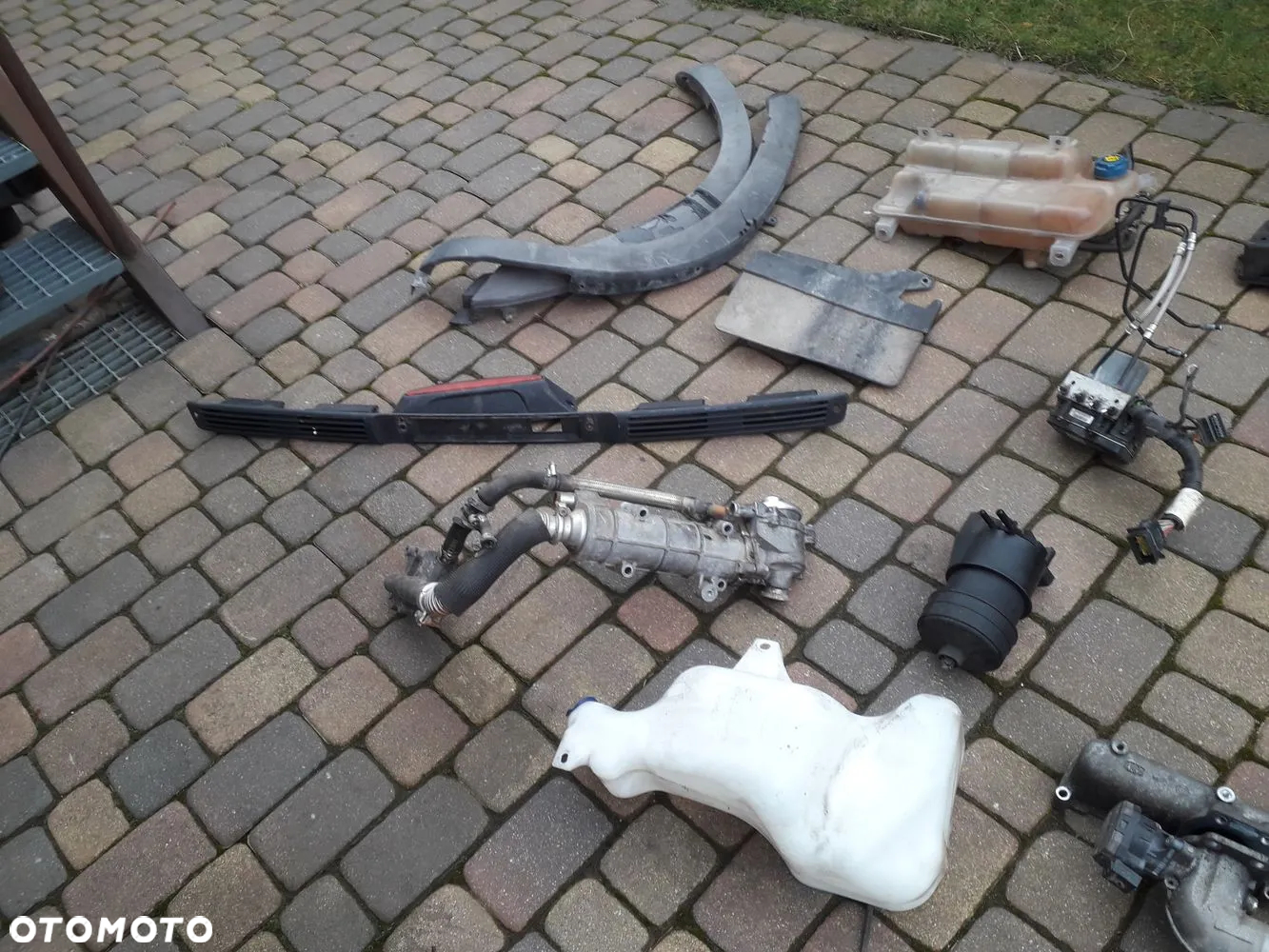 Iveco daily 2006-2011r 3,0 różne części blacharskie mechaniczne elektryka  i inne - 13