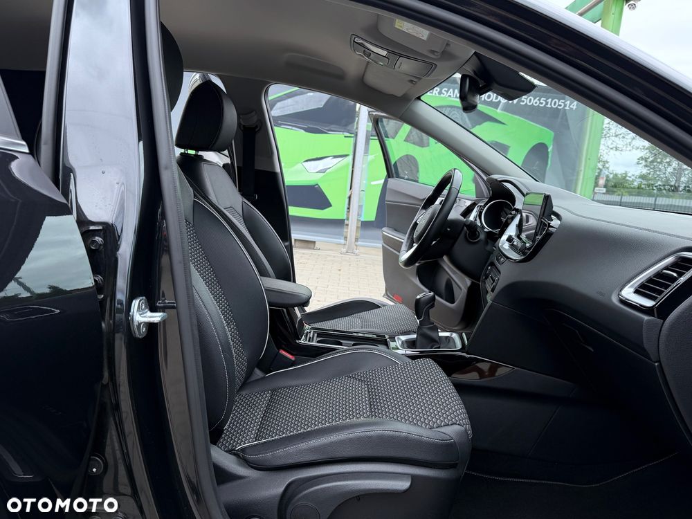 Kia XCeed 1.5 T-GDI Prestige Line - 31