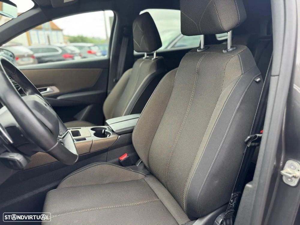 DS DS7 Crossback - 20