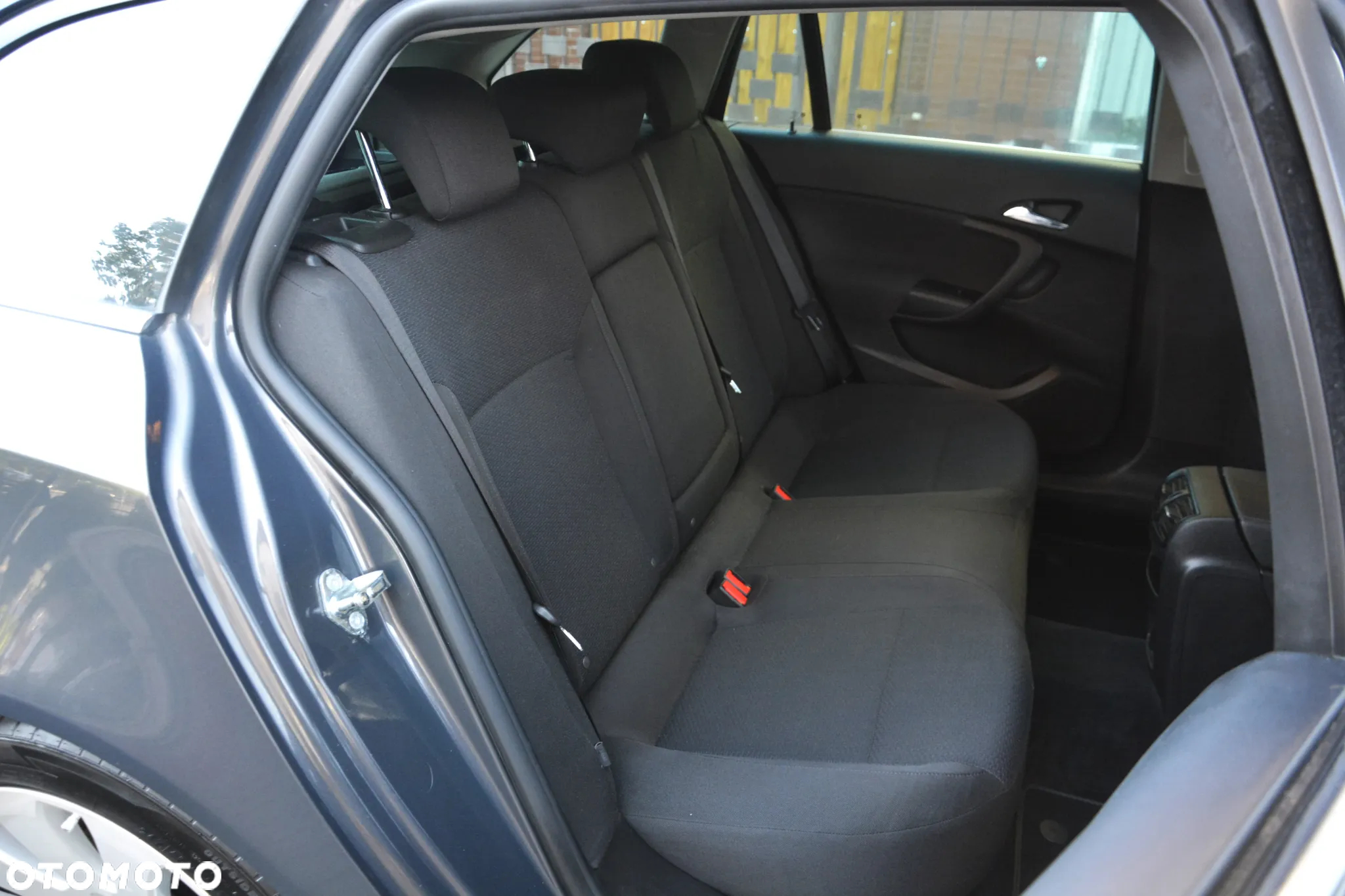Opel Insignia - 29