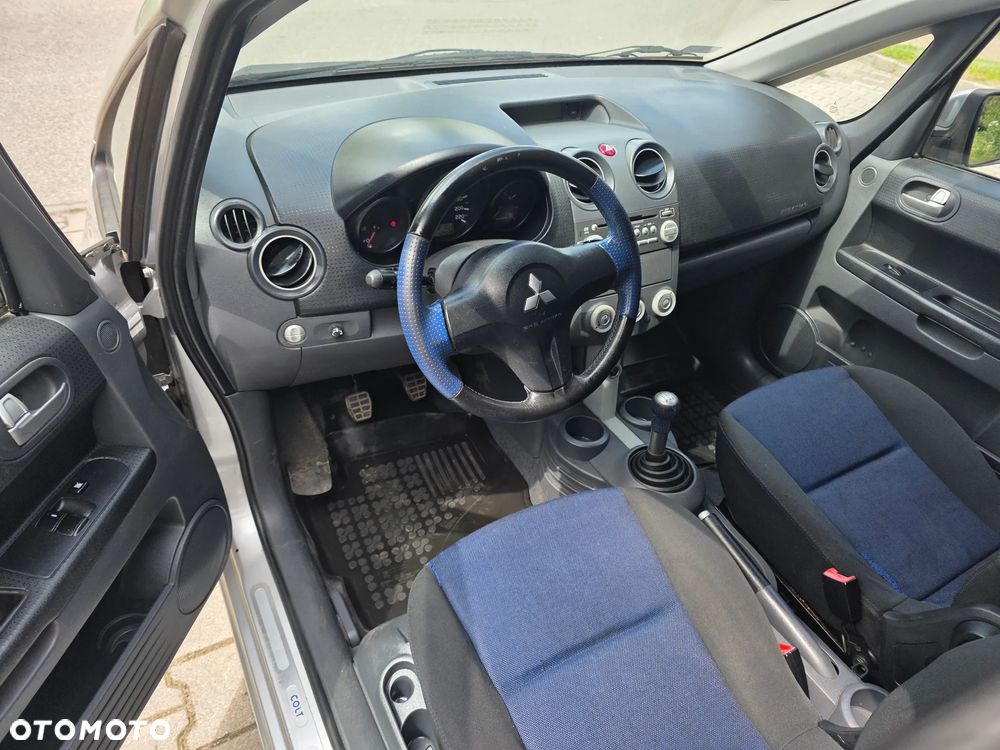 Mitsubishi Colt 1.3 Instyle - 9