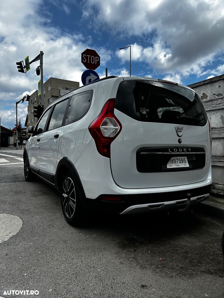 Dacia Lodgy 1.5 dCi 90 CP Stepway - 4
