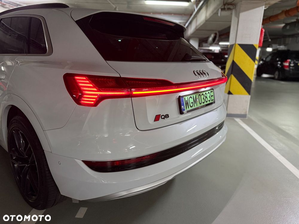Audi e-tron 55 Quattro Advanced - 15