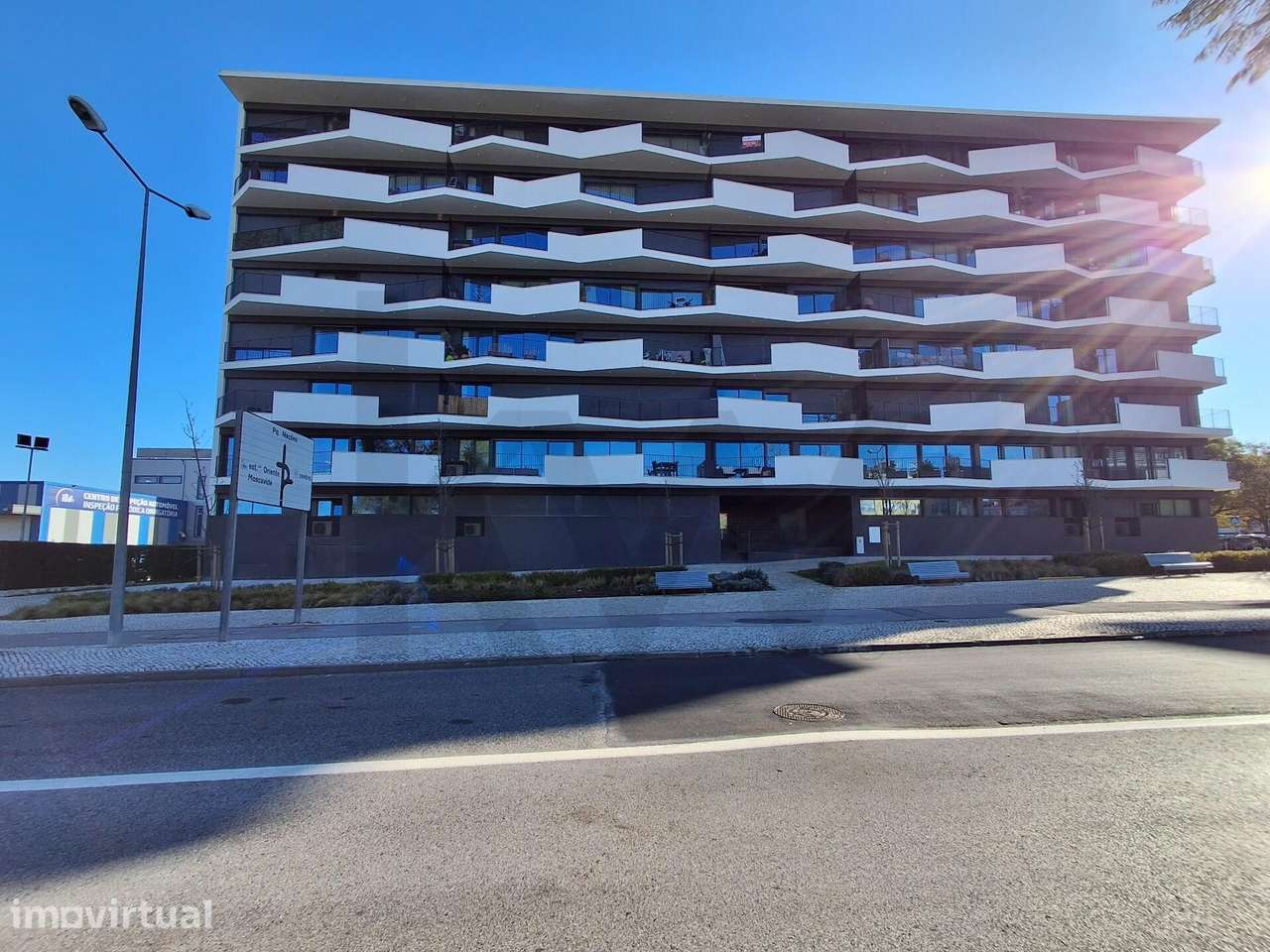 Arrendamento T1 com Vista Deslumbrante – Avenida de Berlim, Urbanizaçã - Grande imagem: 2/28