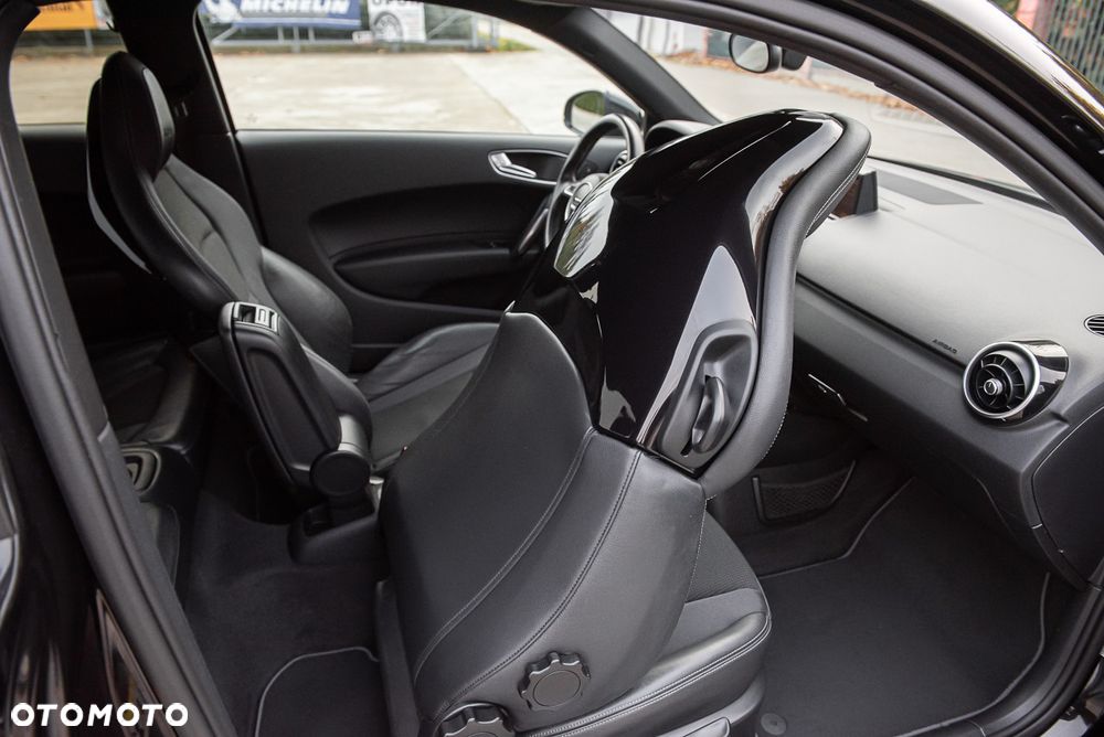 Audi A1 3-drzwiowe 1.4 TFSI S tronic S line edition m S line Sportpaket - 28