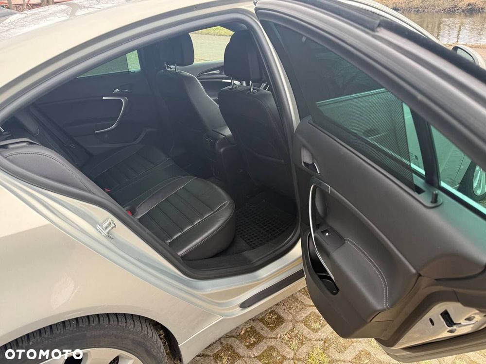 Opel Insignia 2.0 CDTI Cosmo - 16