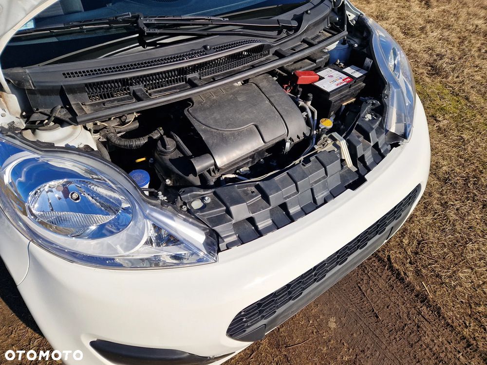 Peugeot 107 1.0 Trendy 2-Tronic - 5