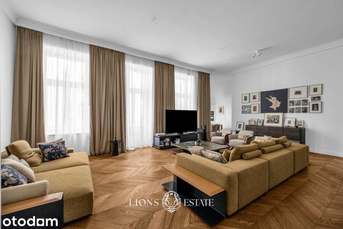Elegancki apartament w odrestaurowanej kamienicy