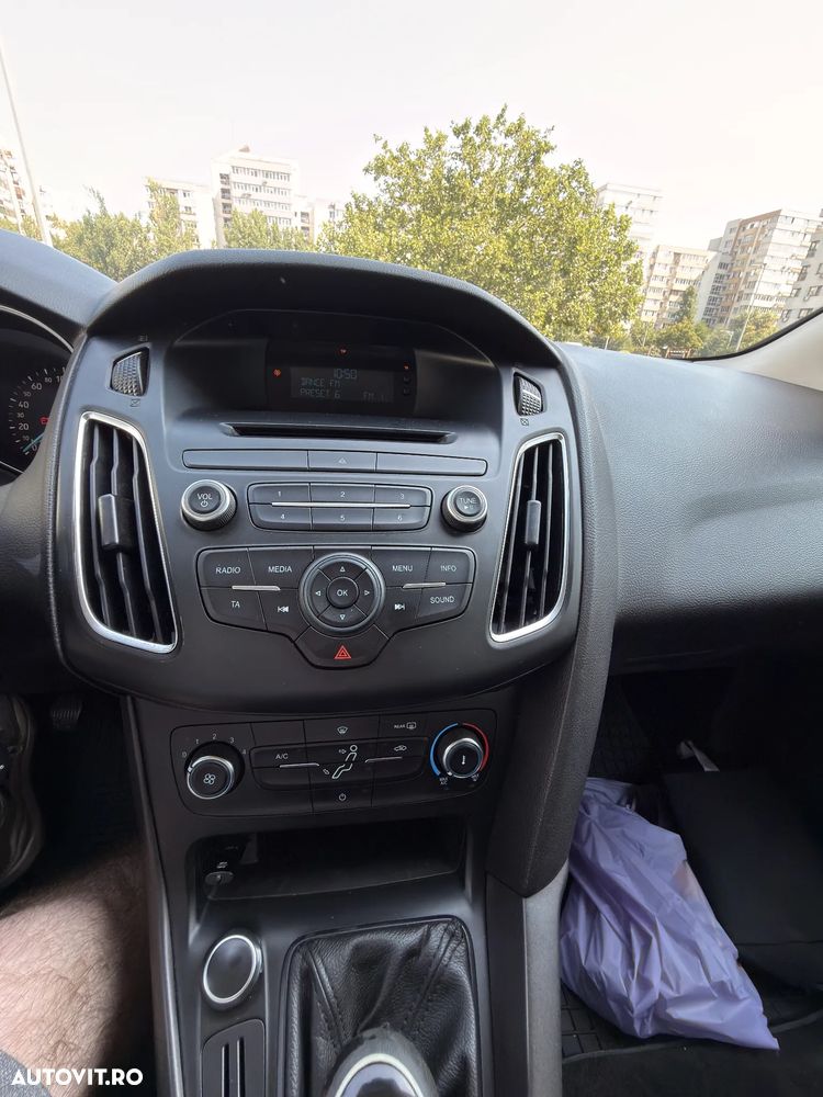 Ford Focus - 14