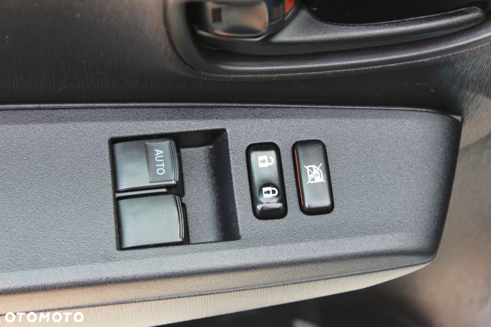 Toyota Yaris Hybrid 100 Premium - 16