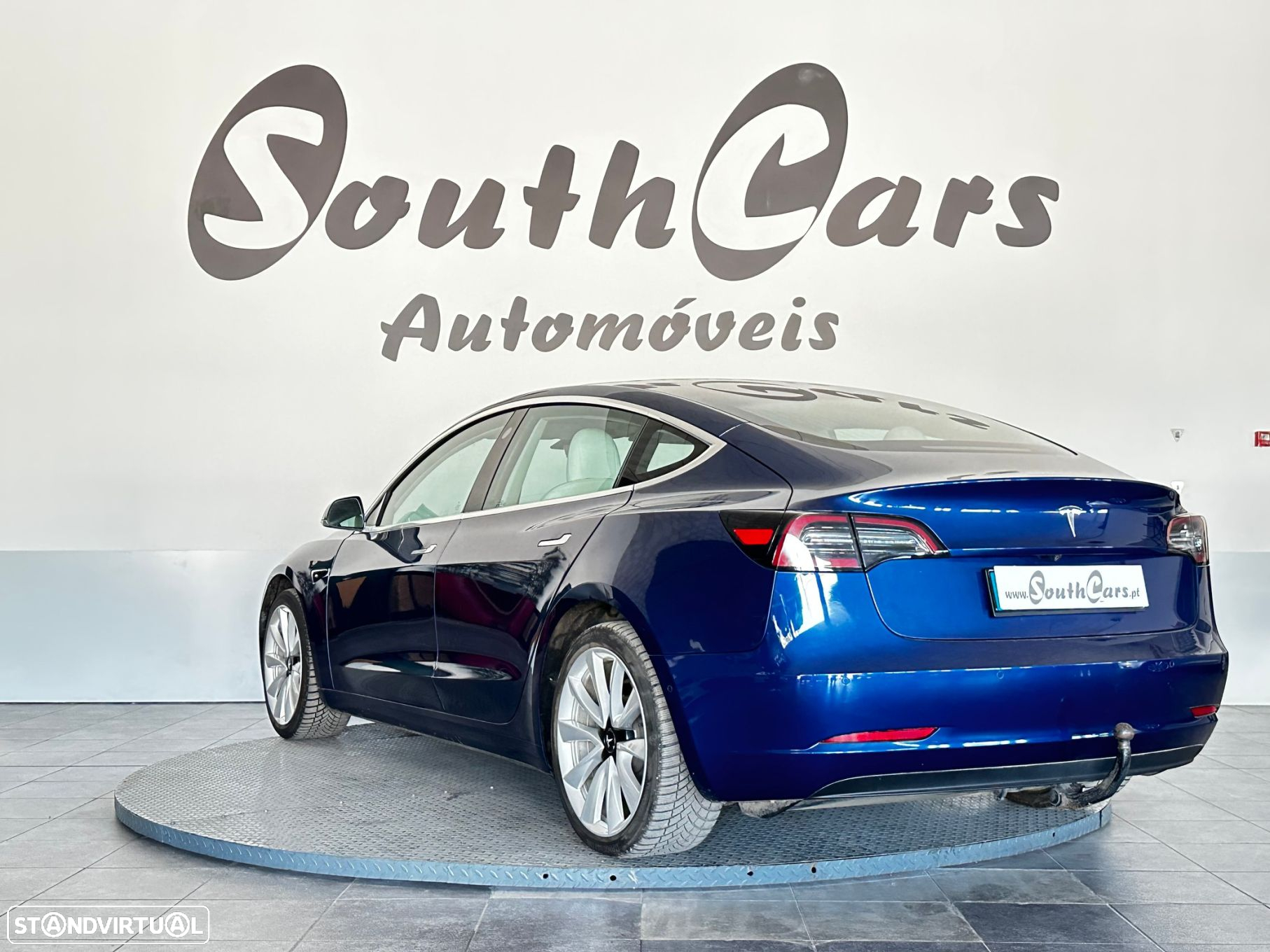 Tesla Model 3 - 6