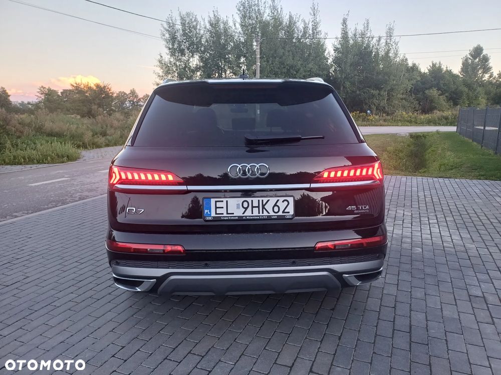 Audi Q7 - 2