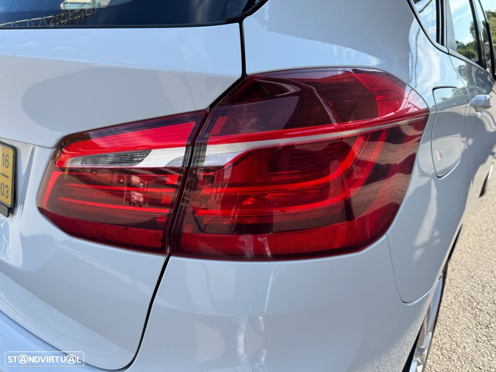 BMW 216 Active Tourer d Line Sport - 28