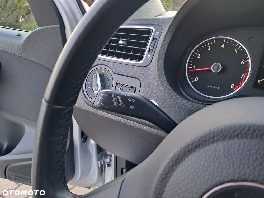 Volkswagen Polo - 21