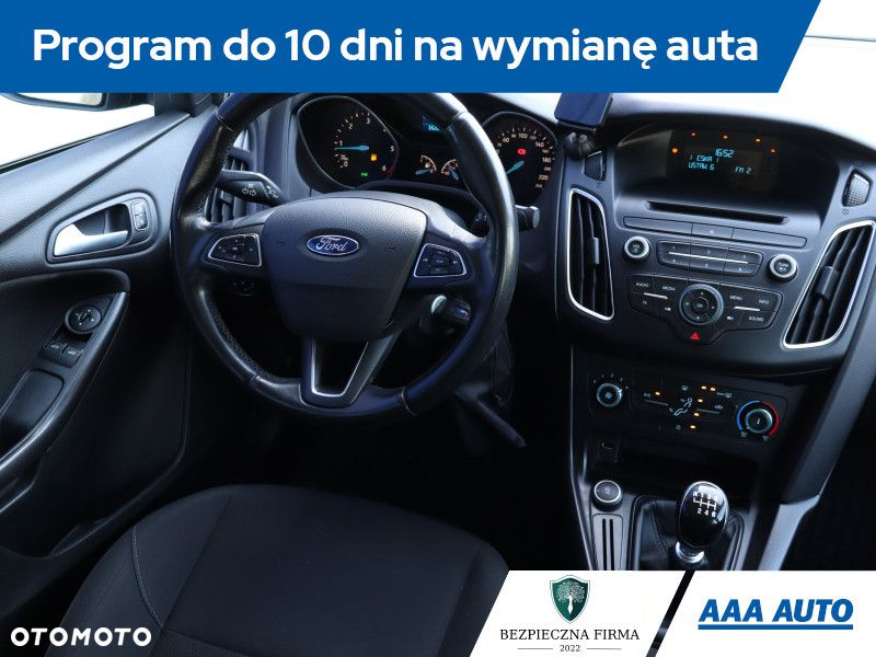 Ford Focus - 8