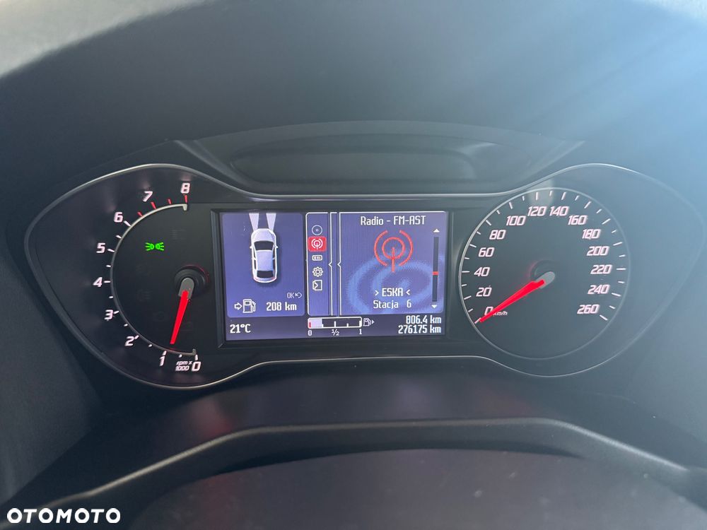 Ford Mondeo - 8