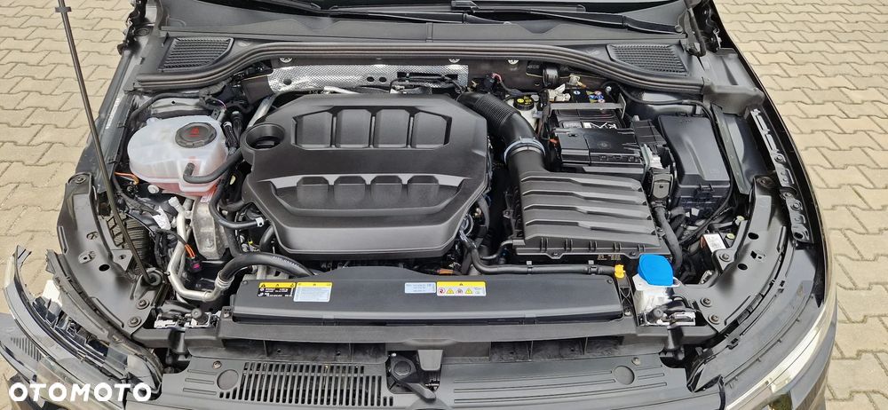 Volkswagen Golf - 20