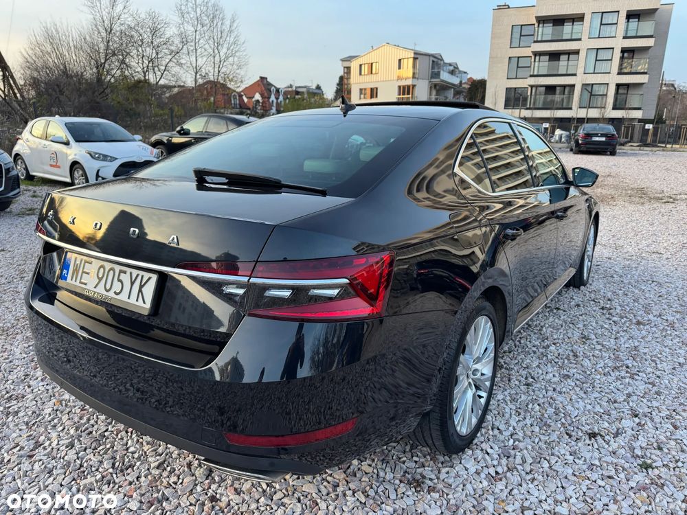 Skoda Superb 2.0 TSI 4x4 L&K DSG - 9