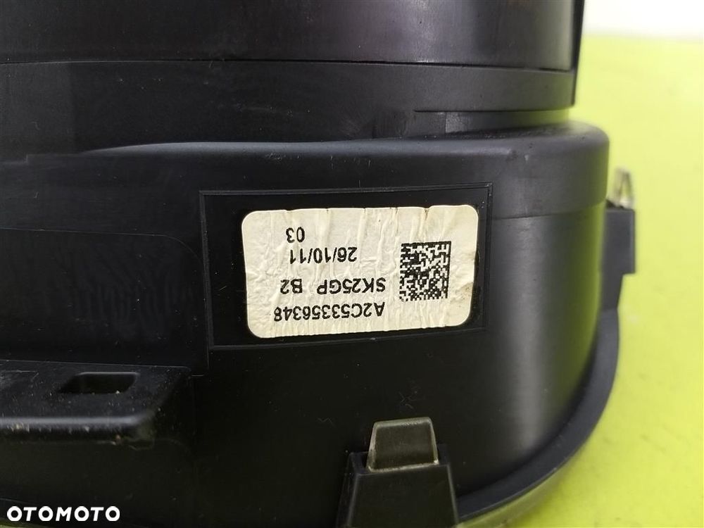 Licznik ZEGARY Skoda Fabia  II 1.6TDI 75KM 2007-2014 5J0920811D VDO 176TYŚ - 4