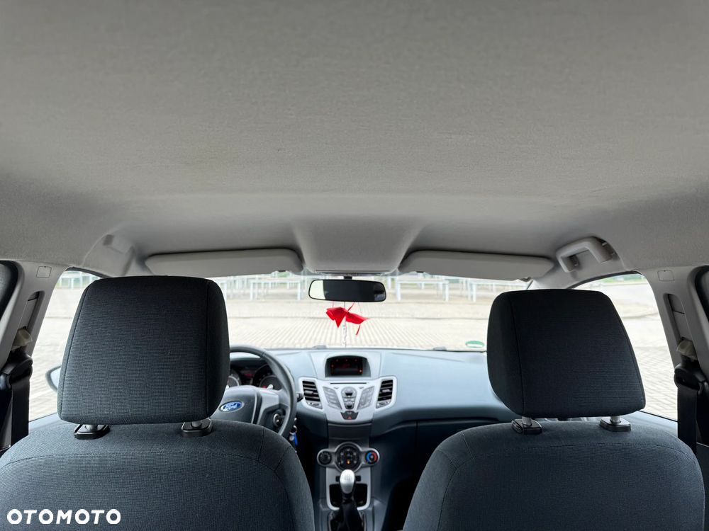 Ford Fiesta 1.25 Ambiente - 19