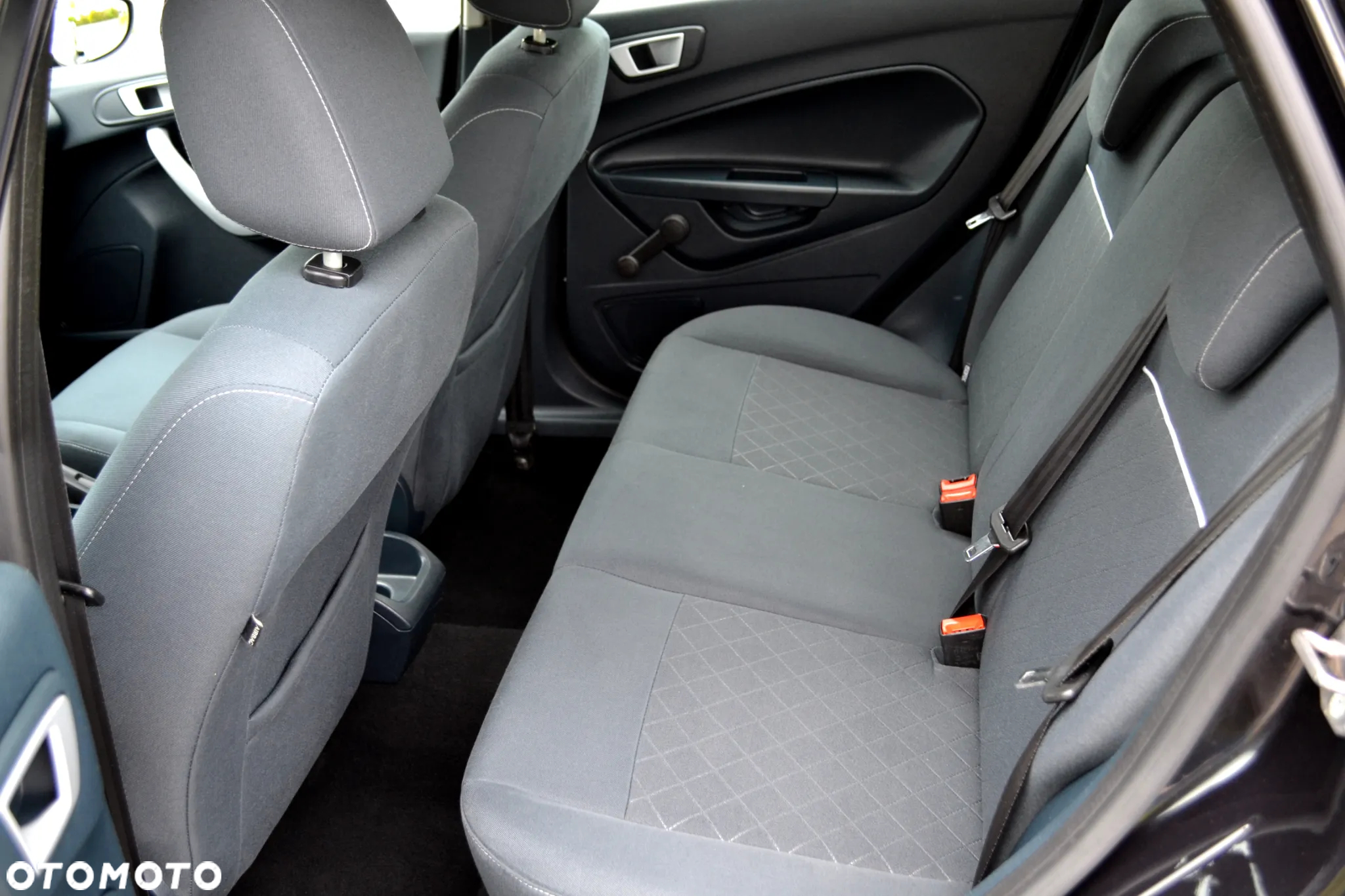 Ford Fiesta 1.25 Champions Edition - 19