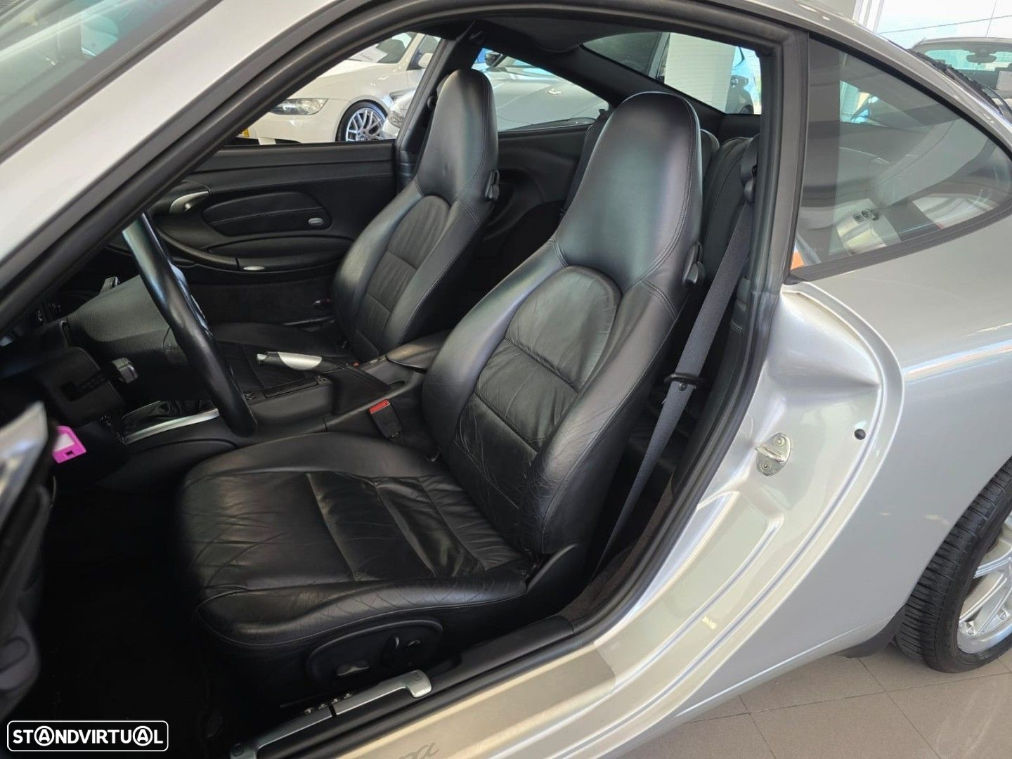 Porsche 911 (996) Carrera 4 Coupé - 6